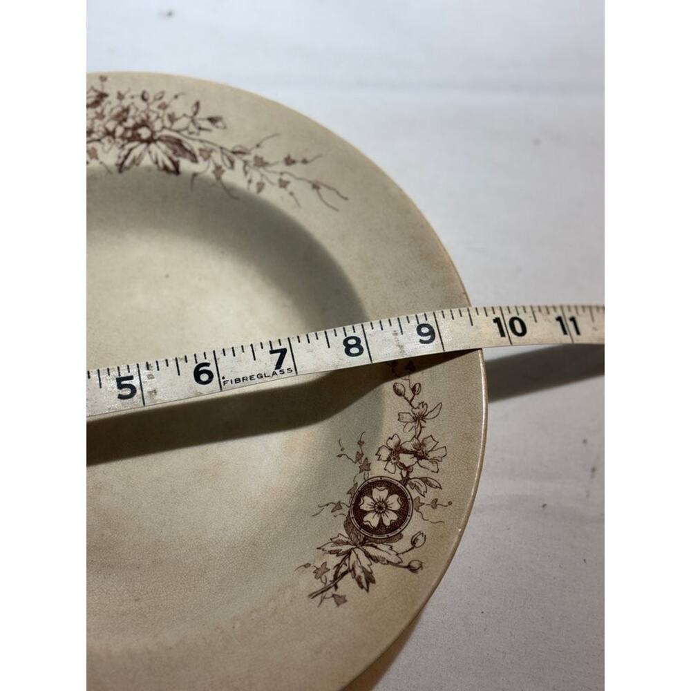 Antique Bramble Pattern Ceramic Plate - Picture 4 of 5